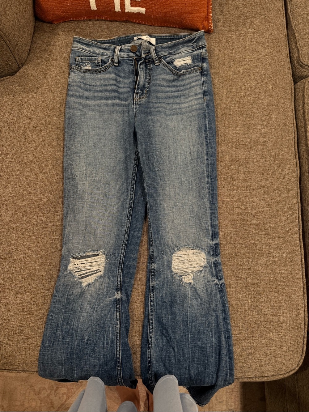 Buckle Billie Jeans